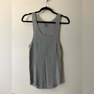 NWOT gray raw hem tank top